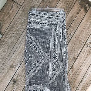 High low Anthropologie patterned maxi skirt